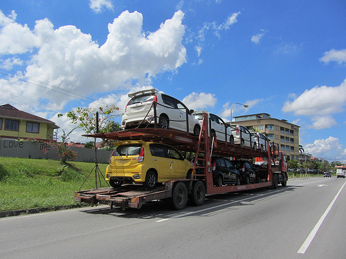 汽車托運(yùn)費(fèi)要多少錢